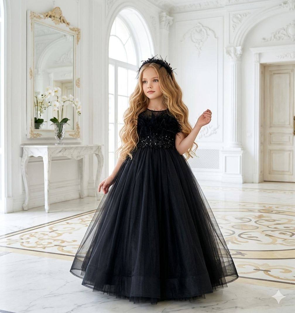 Vilda Kids Tulle Evening Dress with Feathered Collar and Stone Embellishments · Beyaz toptan Kız Çocuk